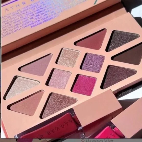 ĀTHR Beauty Manifest Crystal Eyeshadow Palette - Picture 2 of 13